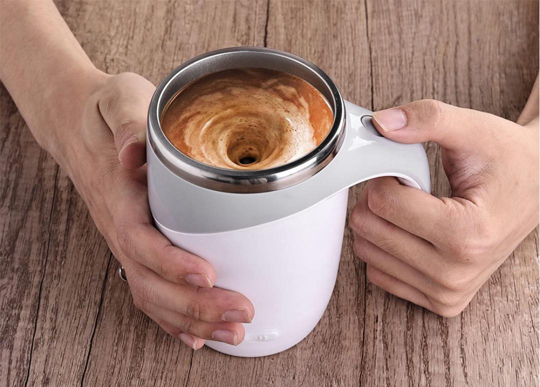 Hands-Free Self-Stirring Mug – Automatic Drink Mixer